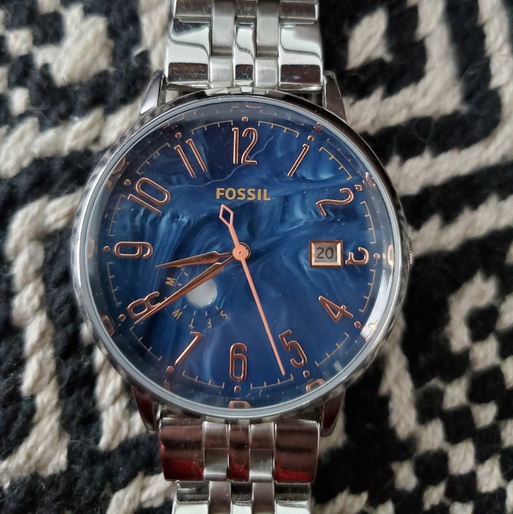 Fossil watch